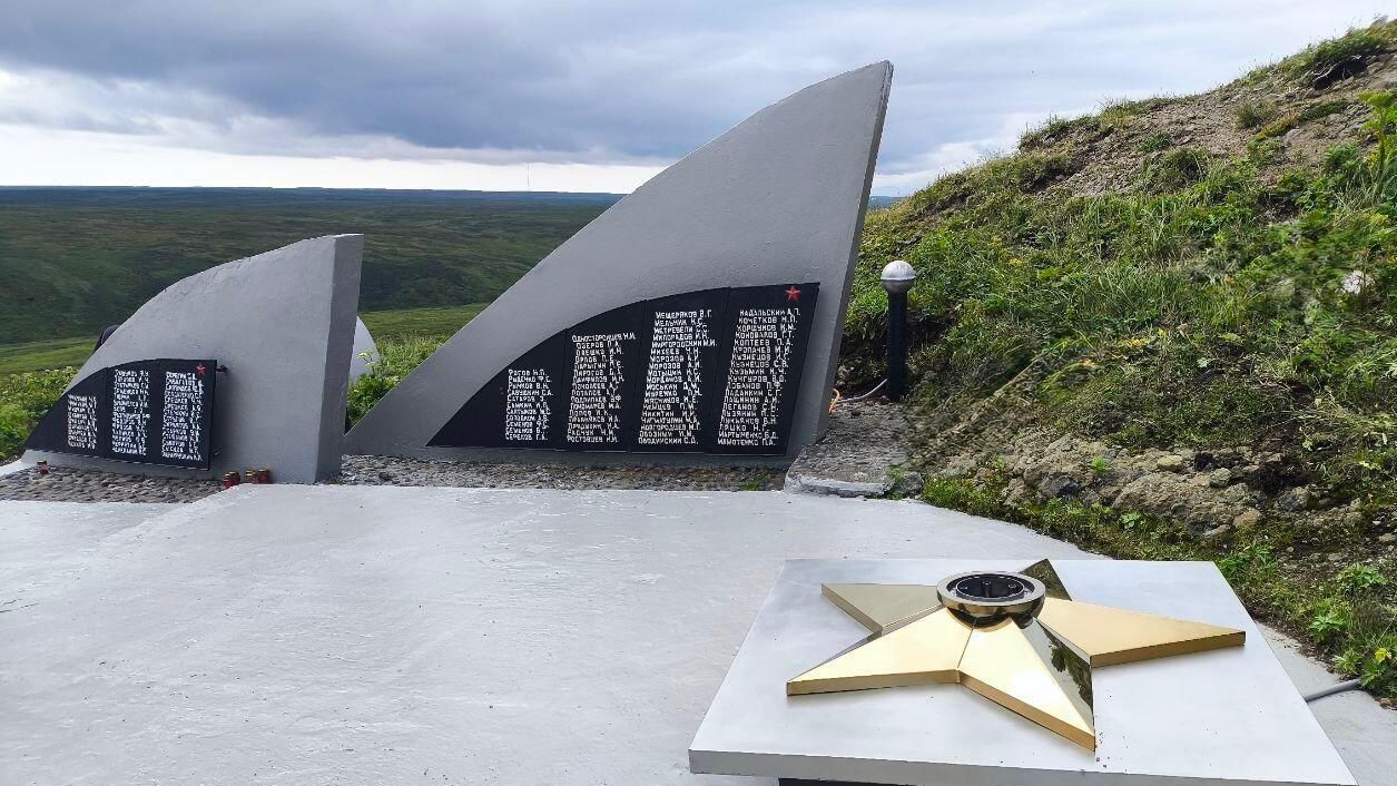 Часть военно-исторического мемориального комплекса, посвящённого Курильской десантной операции на острове Шумшу Часть военно-исторического мемориального комплекса, посвящённого Курильской десантной операции на острове Шумшу - РИА Новости, 1920, 13.08.2026