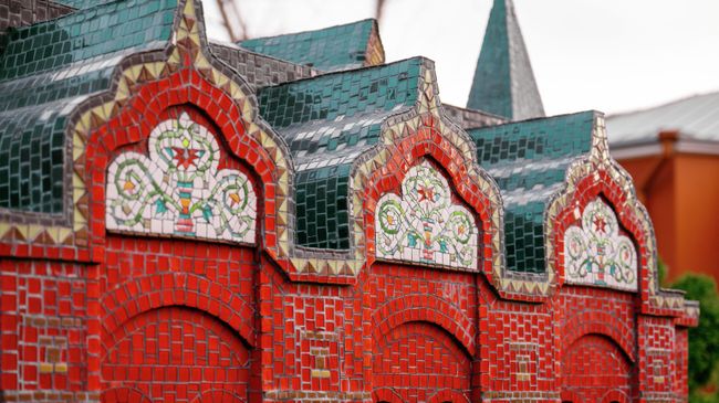 Мозаичная копия здания Театра Наций