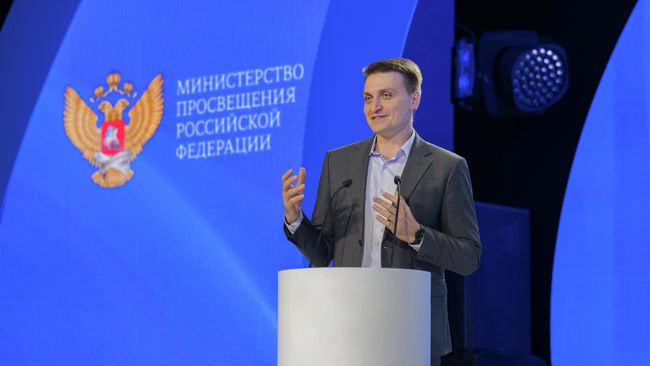 Виктор Неумывакин, директор департамента государственной политики в сфере среднего профессионального образования и профессионального обучения Минпросвещения России