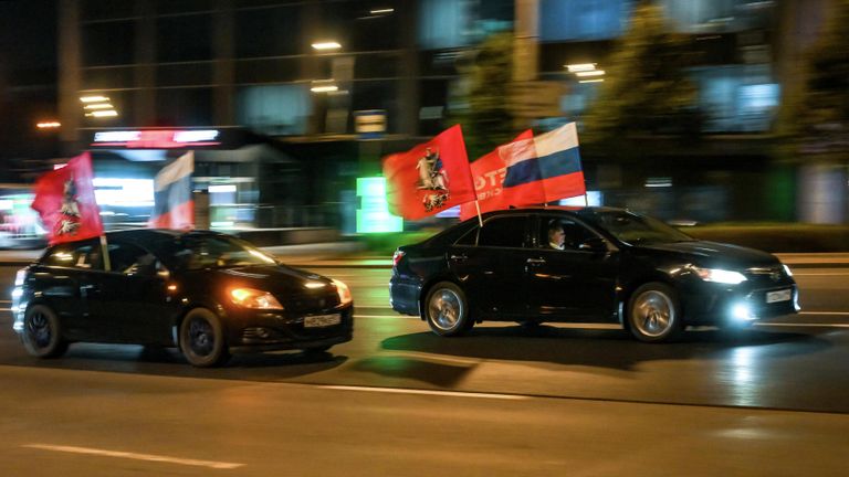 Автопробег на Садовом кольце в честь Дня флага России Автопробег на Садовом кольце в честь Дня флага России