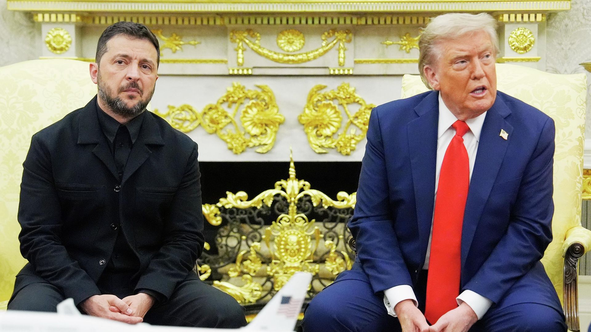 Дональд Трамп и Владимир Зеленский во время встречи Дональд Трамп и Владимир Зеленский во время встречи - РИА Новости, 1920, 12.10.2025