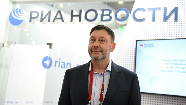 Исполнительный директор Международной медиагруппы Россия сегодня Кирилл Вышинский на международном военно-технического форуме АРМИЯ-2023 Исполнительный директор Международной медиагруппы Россия сегодня Кирилл Вышинский на международном военно-технического форуме АРМИЯ-2023