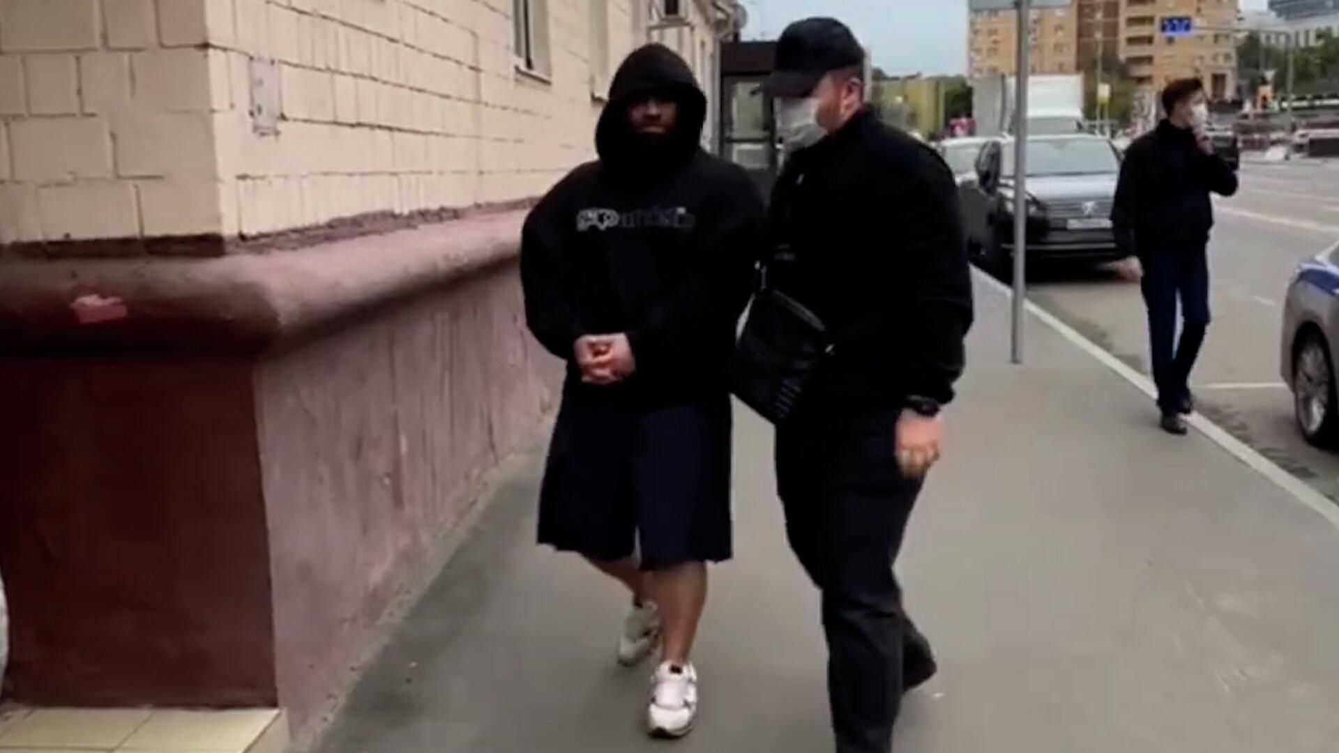 Задержанный блогер Арсен Маркарян Задержанный блогер Арсен Маркарян - РИА Новости, 1920, 23.08.2025