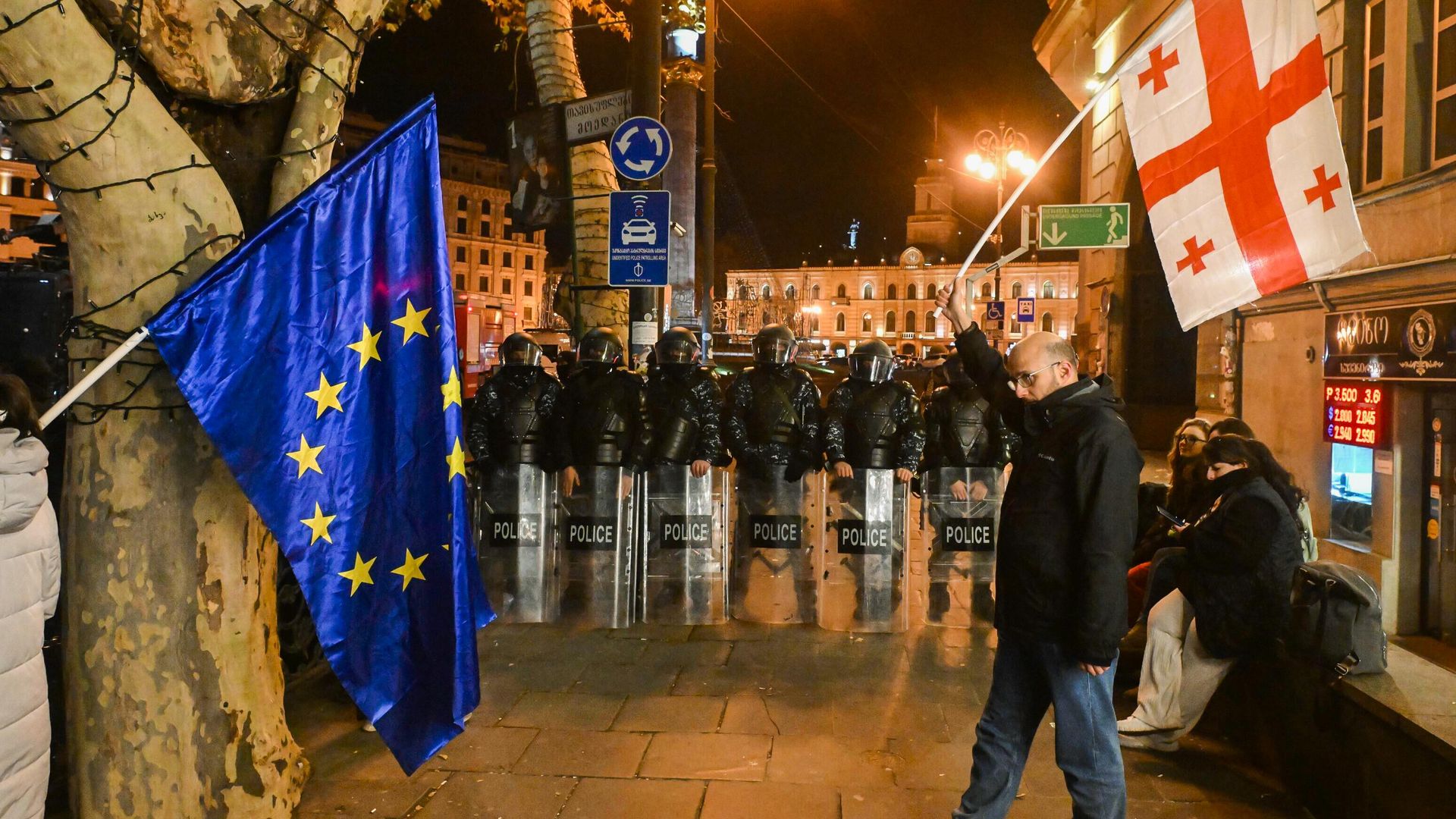 Акция протеста оппозиции в Тбилиси Акция протеста оппозиции в Тбилиси - РИА Новости, 1920, 25.08.2025