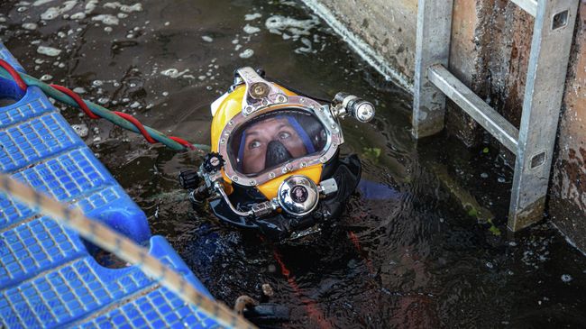 Водолаз Мосводоканала Водолаз Мосводоканала