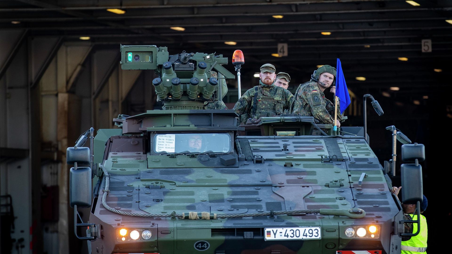 Военные пехотной бригады 1-й танковой дивизии немецкого Бундесвера Военные пехотной бригады 1-й танковой дивизии немецкого Бундесвера - РИА Новости, 1920, 23.06.2026