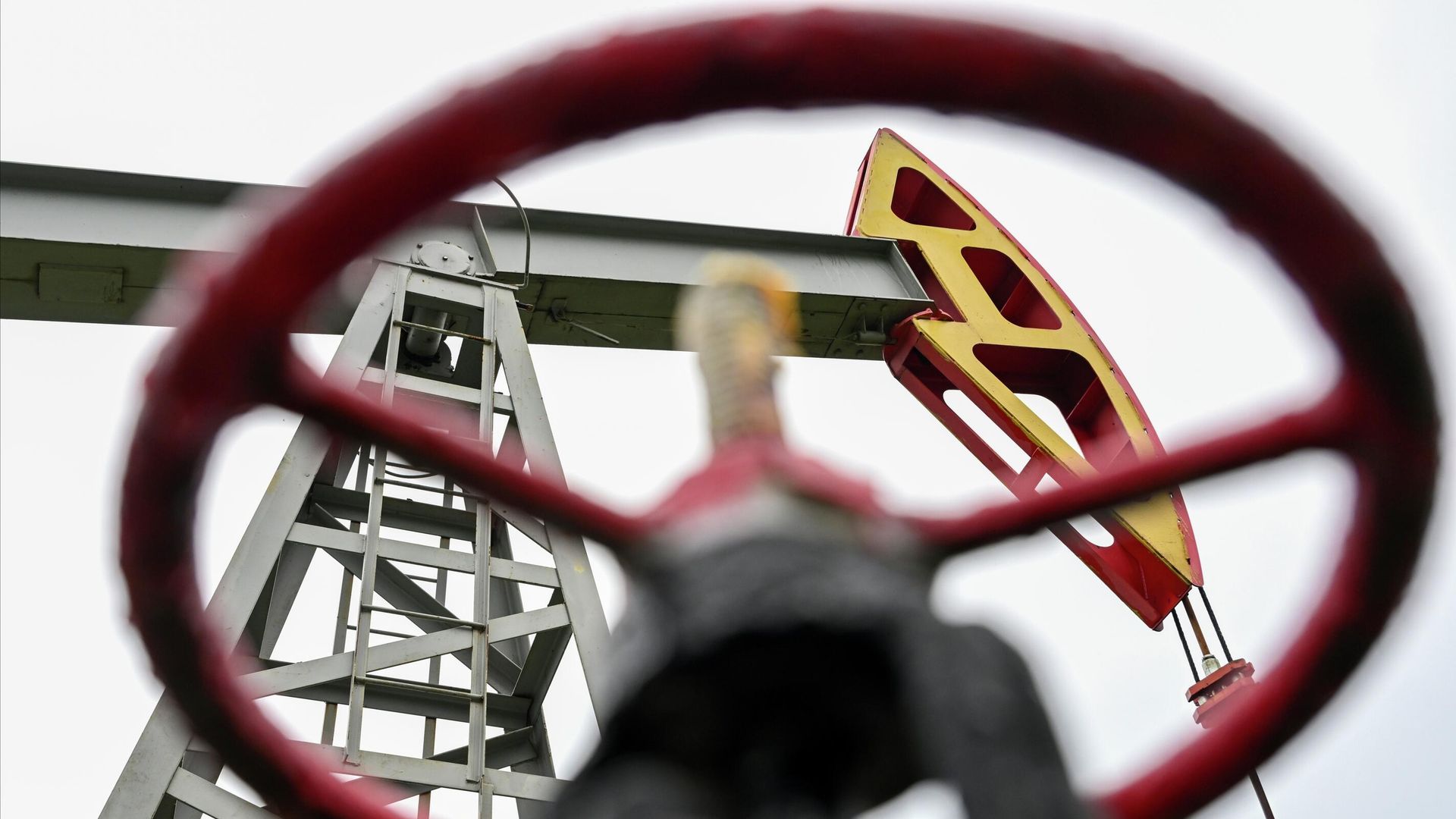 Добыча нефти Добыча нефти - РИА Новости, 1920, 02.09.2026