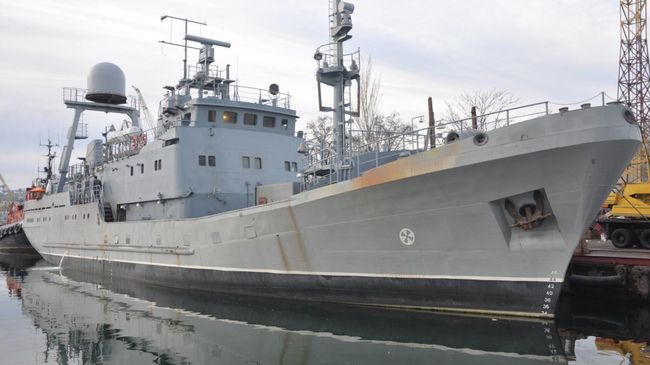 Cредний разведывательный корабль Симферополь ВМС Украины