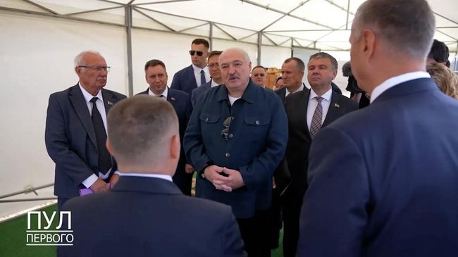 Лукашенко об именных сувенирных мешках с белорусской картошкой