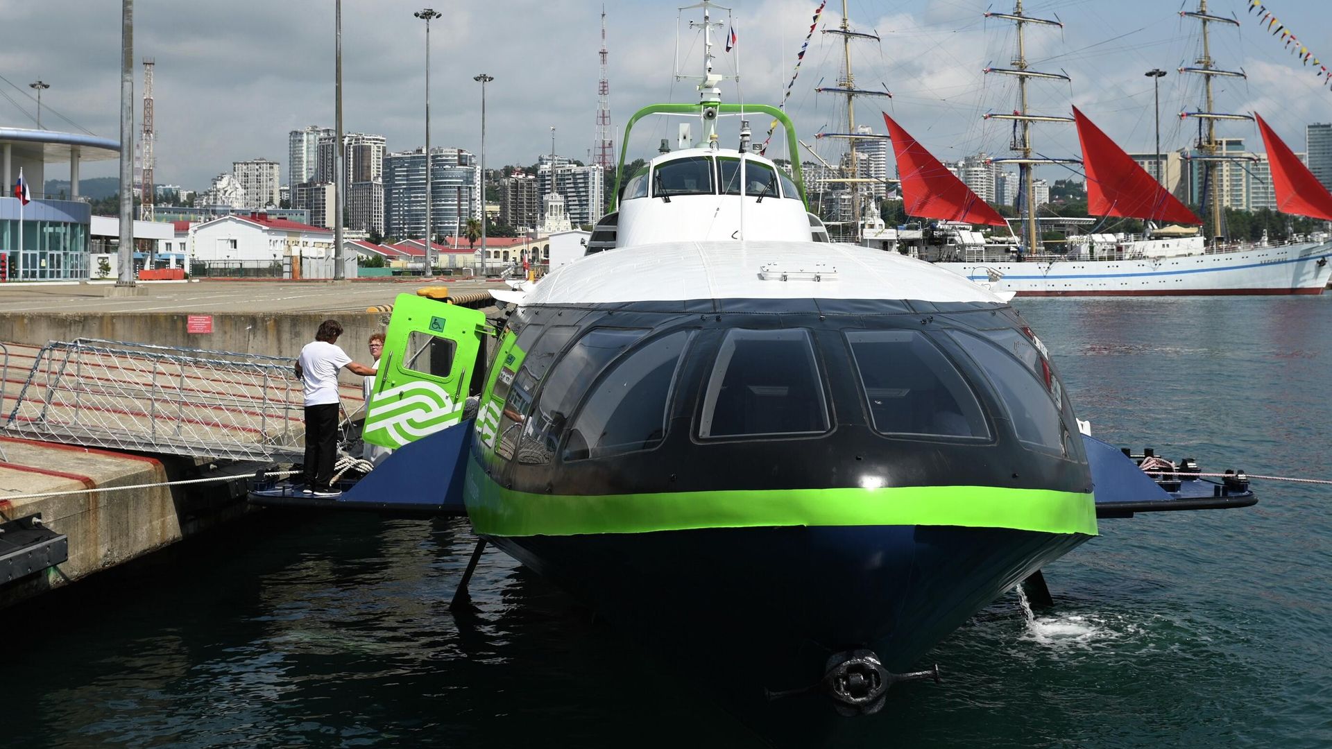 Тестовый рейс морского пассажирского судна на подводных крыльях Комета 120М по маршруту Сочи - Сухум Тестовый рейс морского пассажирского судна на подводных крыльях Комета 120М по маршруту Сочи - Сухум - РИА Новости, 1920, 30.08.2025