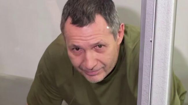 Подозреваемый в убийстве Андрея Парубия в суде. Кадр видео украинских СМИ