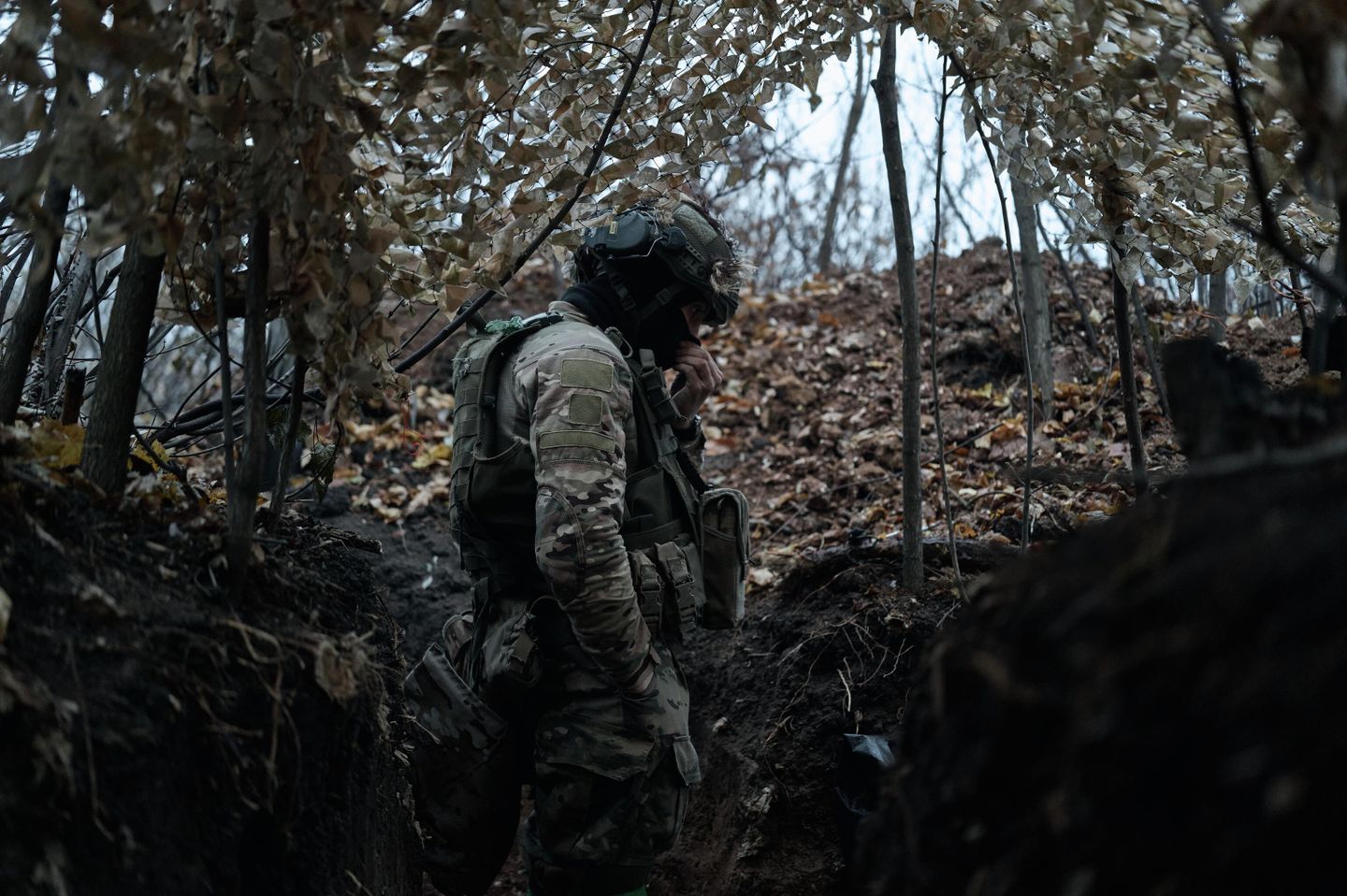 Украинский военнослужащий Украинский военнослужащий