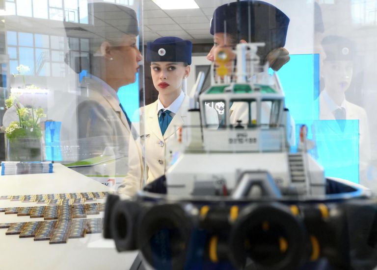 Работа форума ВЭФ-2025 Работа форума ВЭФ-2025