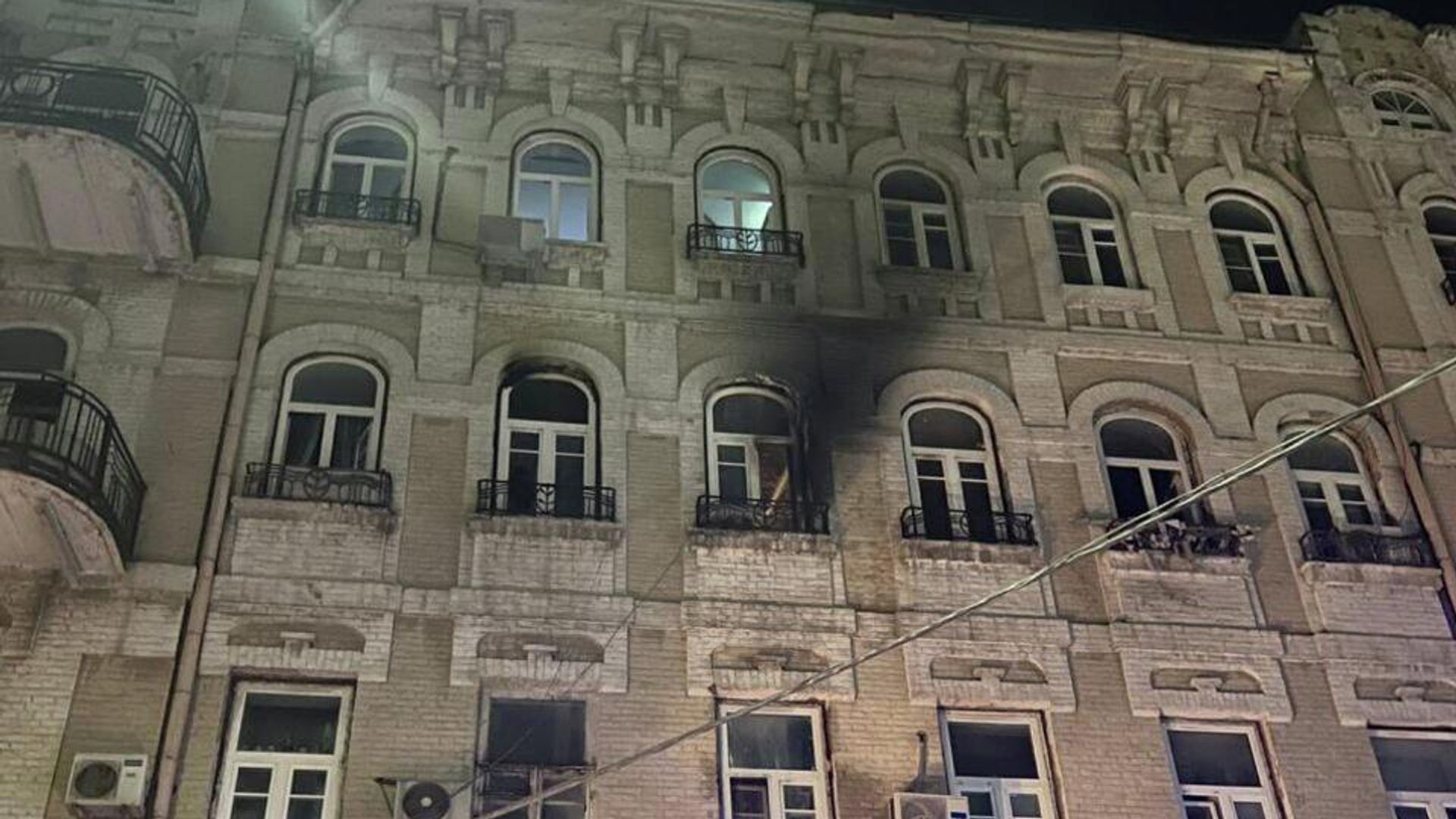 На месте пожара в доходном доме Янкеля Эсса в Ростове-на-Дону На месте пожара в доходном доме Янкеля Эсса в Ростове-на-Дону - РИА Новости, 1920, 07.09.2025