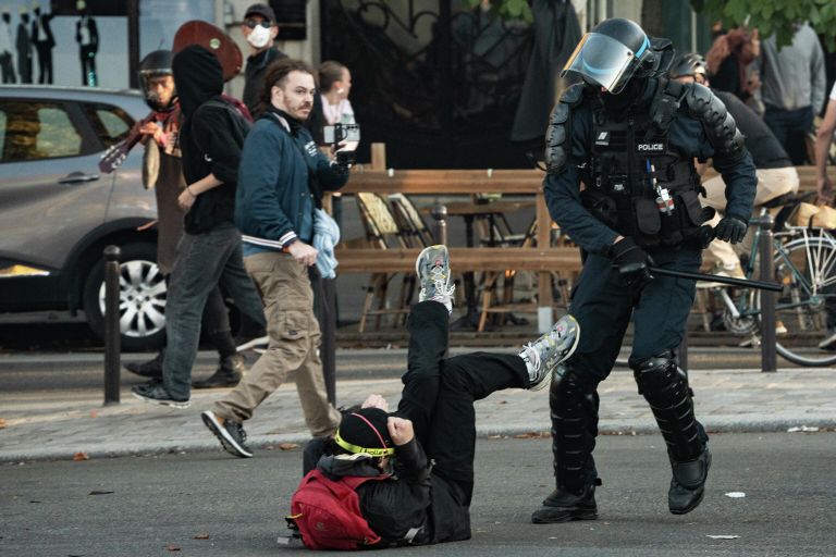 Беспорядки в Париже Беспорядки в Париже