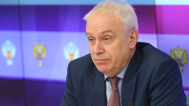 Главный внештатный кардиолог Министерства здравоохранения Российской Федерации, директор Национального медицинского исследовательского центра кардиологии (НМИЦ кардиологии), академик Российско	академии наук (РАН) Сергей Бойцов