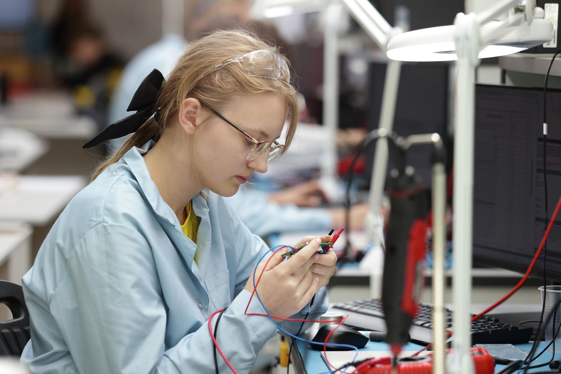 Участница чемпионата высоких технологий Участница чемпионата высоких технологий - РИА Новости, 1920, 25.09.2025