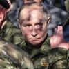 Президент РФ Владимир Путин во время посещения полигона Мулино Президент РФ Владимир Путин во время посещения полигона Мулино