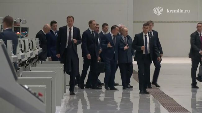 Путин на оборонном предприятии Мотовилихинские заводы