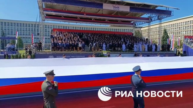 Крупнейший за последние годы военный парад Сила единства в Белграде