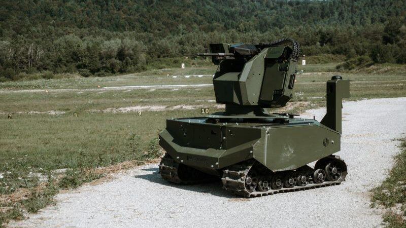 Наземный гусеничный дрон Combat Gereon Наземный гусеничный дрон Combat Gereon - РИА Новости, 1920, 14.07.2026