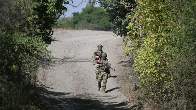 Российские военнослужащие в зоне СВО Российские военнослужащие в зоне СВО