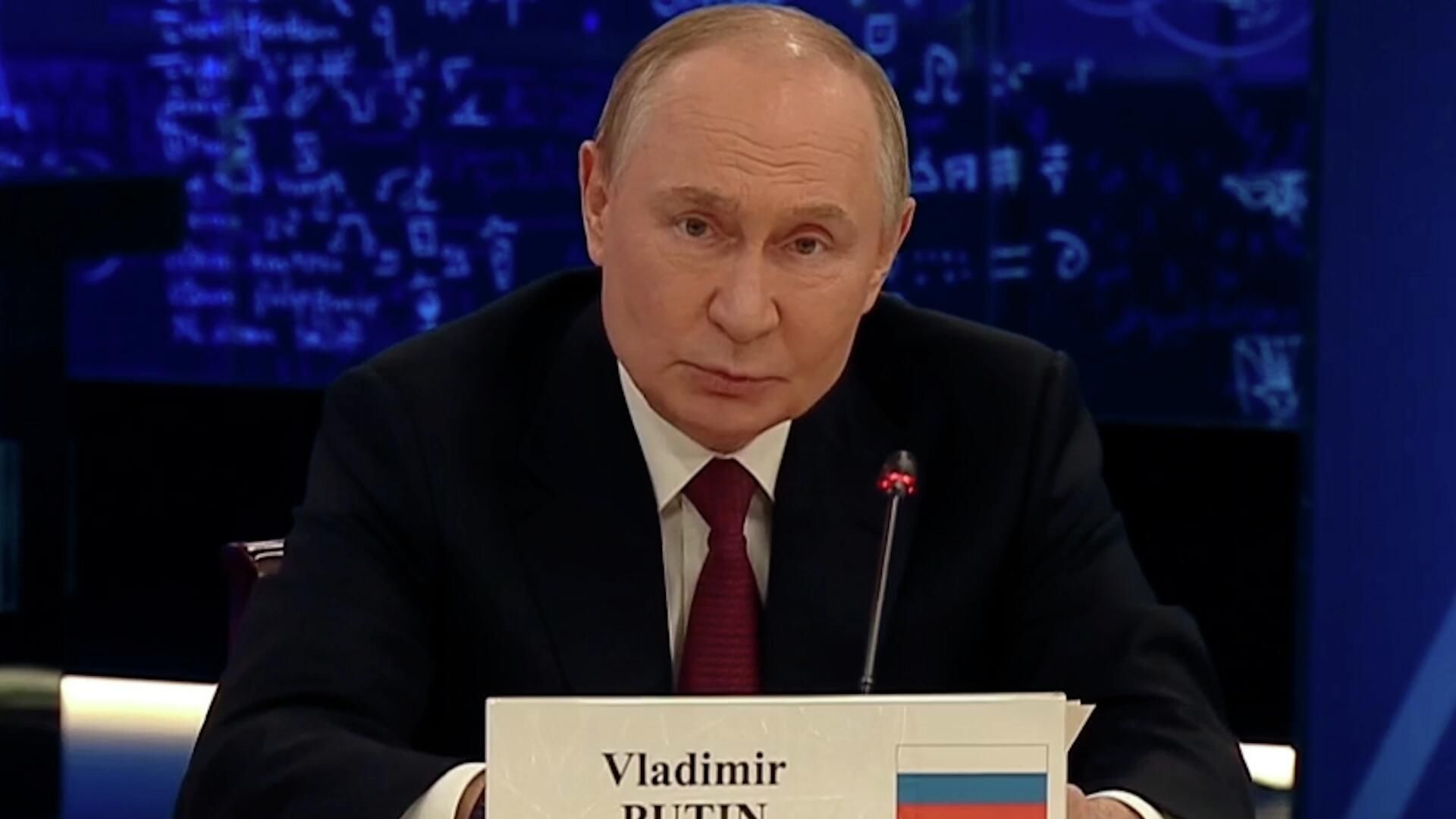 Путин о революционной разработке российских атомщиков Путин о революционной разработке российских атомщиков - РИА Новости, 1920, 25.09.2025