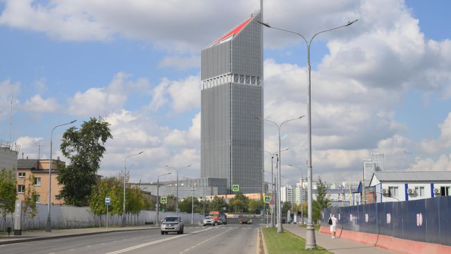 Здание Национального космического центра в Москве