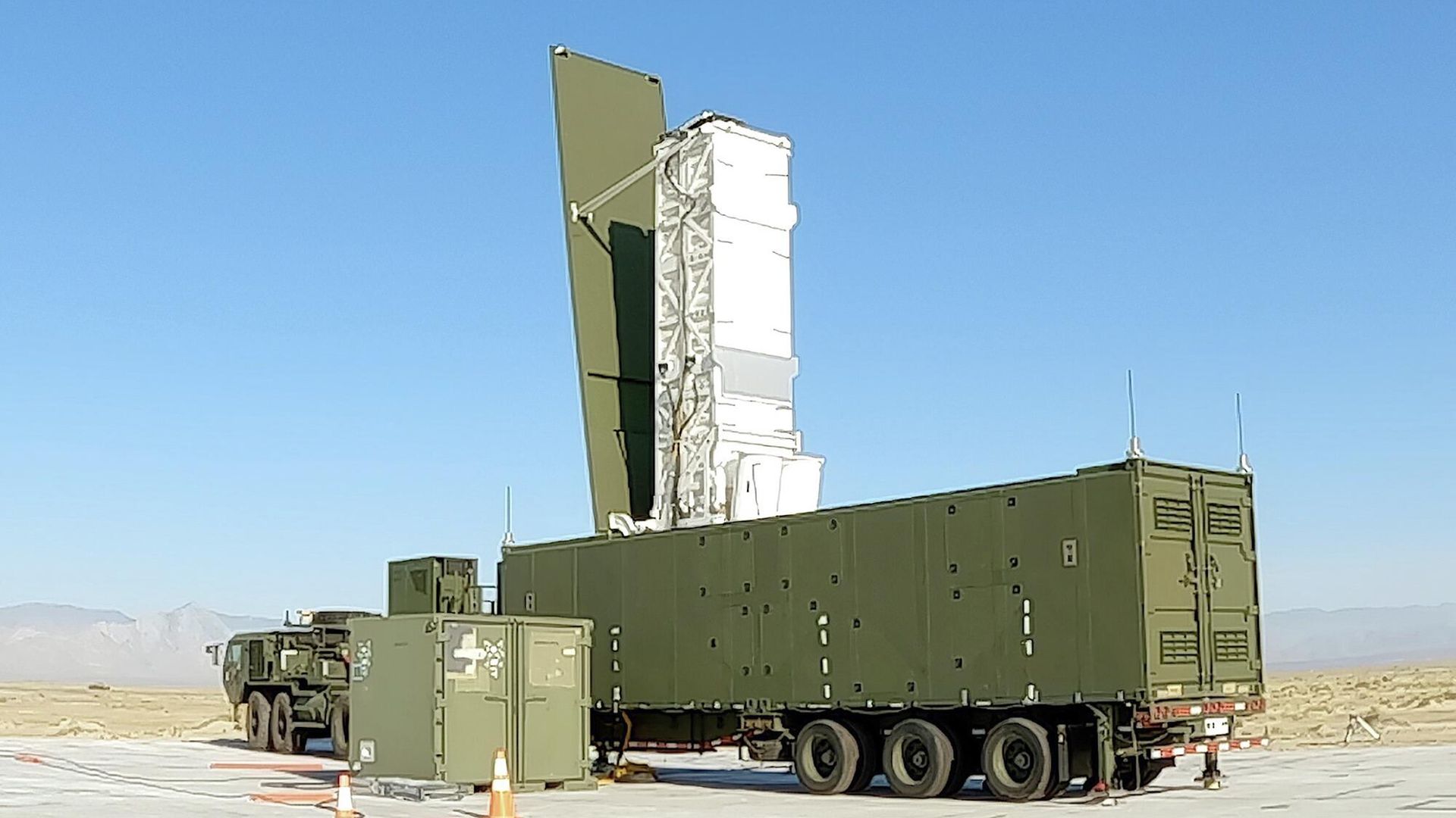 Транспортно-пусковая установка MRC Typhon для ракет Standard SM-6 и Tomahawk Транспортно-пусковая установка MRC Typhon для ракет Standard SM-6 и Tomahawk - РИА Новости, 1920, 31.10.2025