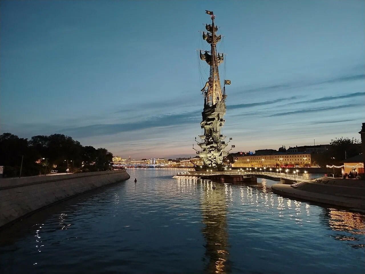Фото на смартфон HONOR X7d Фото на смартфон HONOR X7d - РИА Новости, 1920, 30.09.2025
