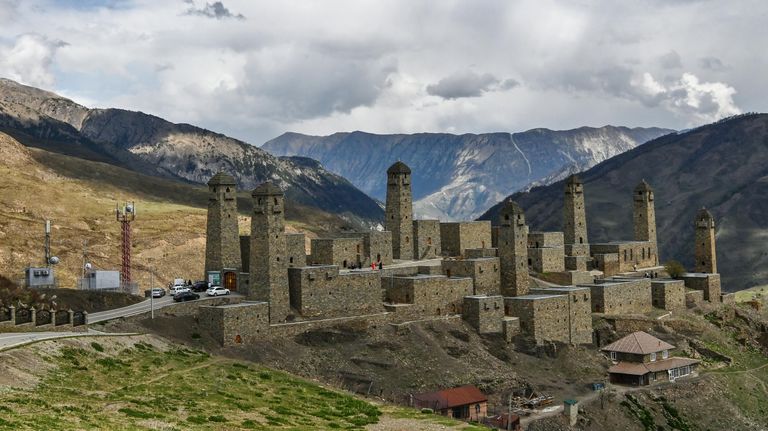 Шаройский башенный комплекс в Чечне