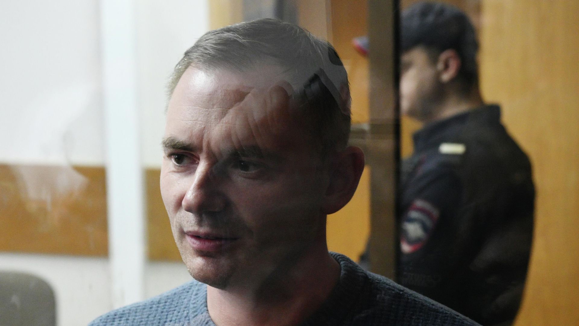 Бывший депутат Московской городской думы Максим Круглов*, обвиняемый в распространении заведомо ложной информации о действиях Вооруженных Сил РФ, в Замоскворецком суде Бывший депутат Московской городской думы Максим Круглов*, обвиняемый в распространении заведомо ложной информации о действиях Вооруженных Сил РФ, в Замоскворецком суде - РИА Новости, 1920, 17.10.2025