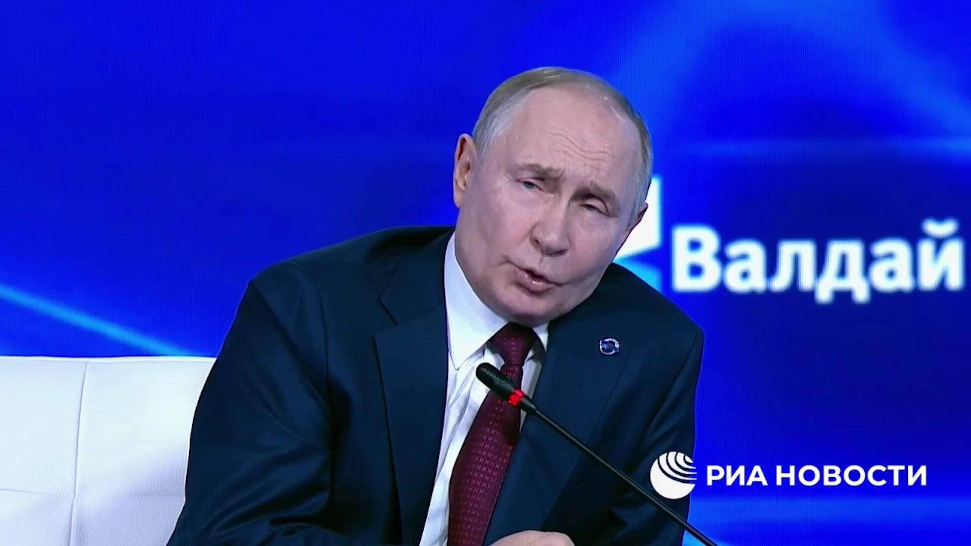 Путин: Россия в прошлом году заработала около $800 млн на продаже урана США Путин: Россия в прошлом году заработала около $800 млн на продаже урана США - РИА Новости, 1920, 02.10.2025