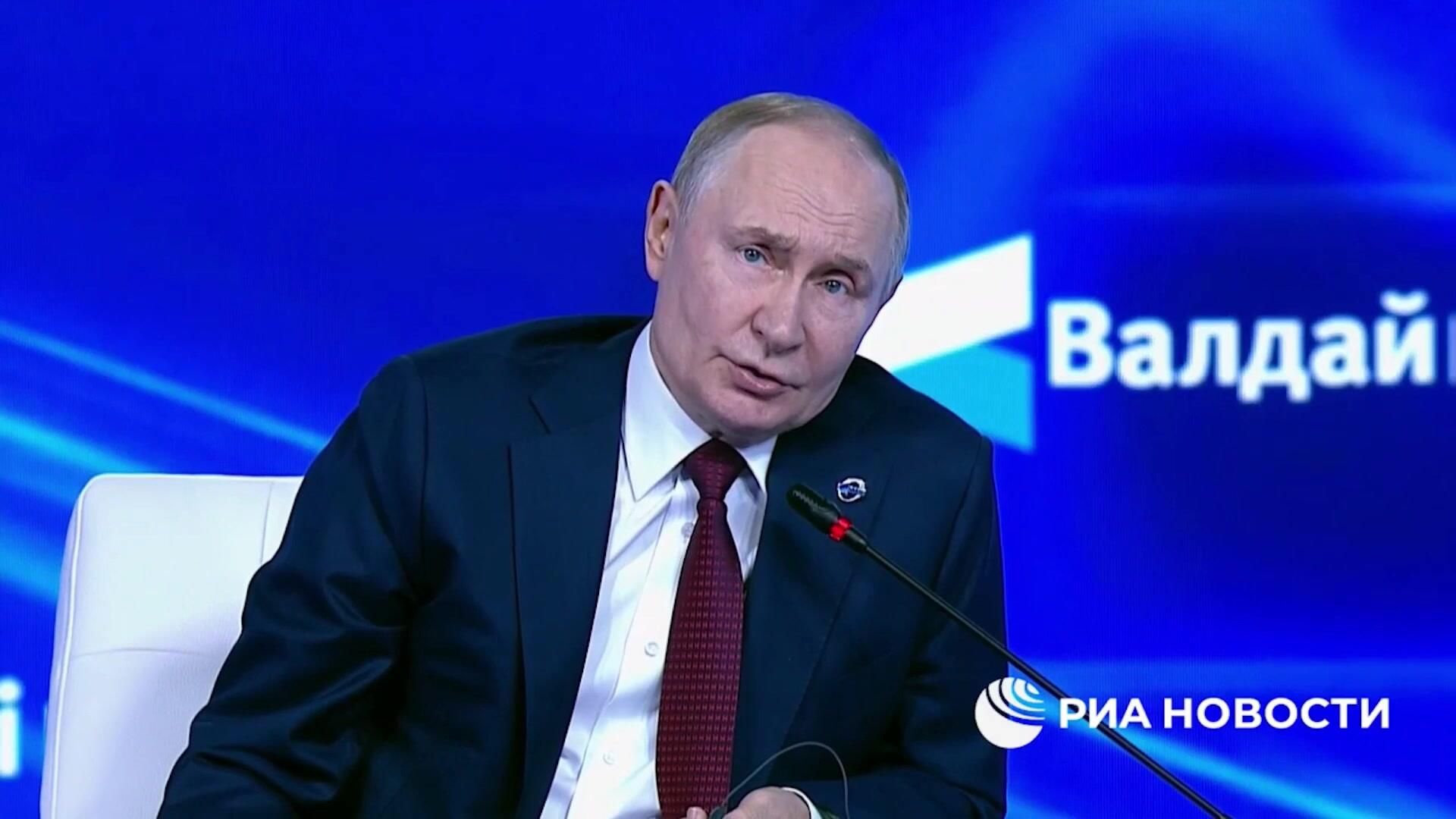 Путин назвал глупостью вступление Финляндии и Швеции в НАТО - РИА Новости, 1920, 02.10.2025