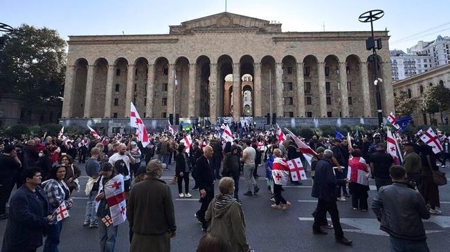 Митинг оппозиции в Тбилиси