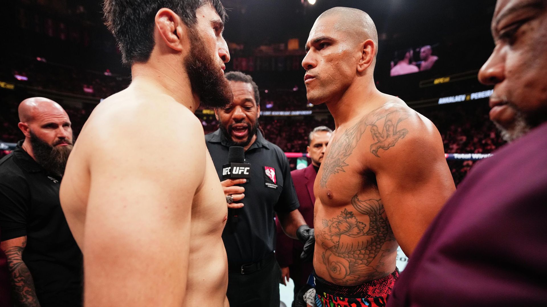 Бой Магомеда Анкалаева против Алекса Перейры на UFC 320 - РИА Новости, 1920, 05.10.2025