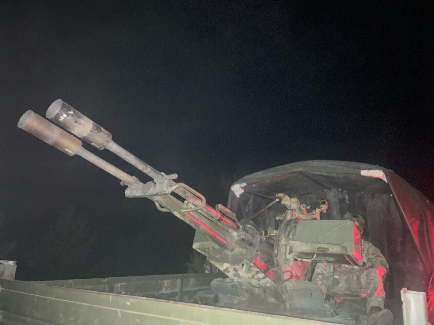Стрелок расчета ЗУ-23-2 на позиции Стрелок расчета ЗУ-23-2 на позиции
