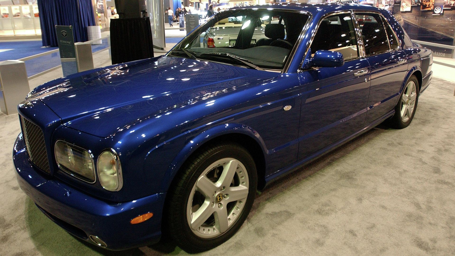 Автомобиль Bentley Arnage Автомобиль Bentley Arnage - РИА Новости, 1920, 09.10.2025