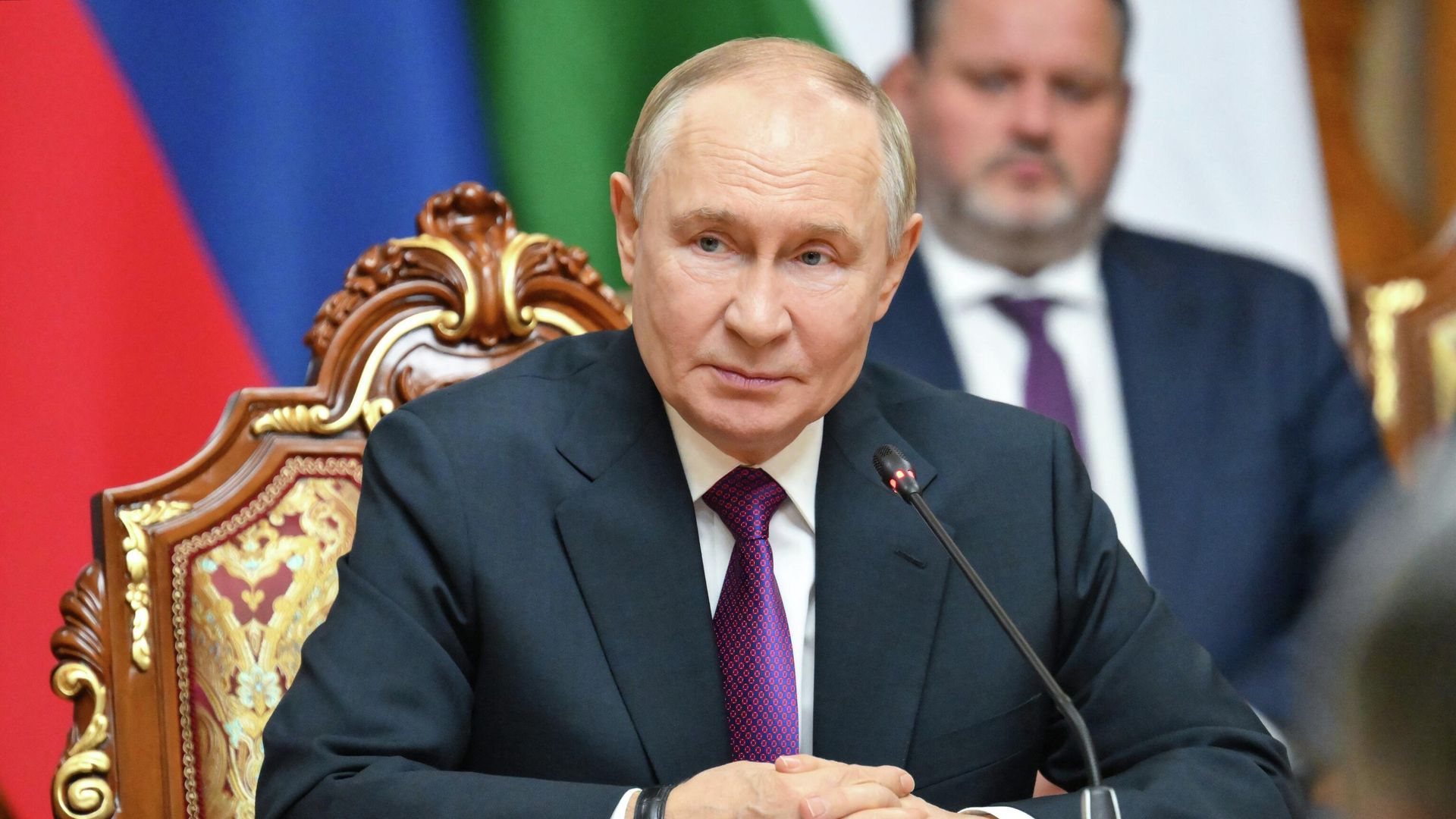 Президент РФ Владимир Путин принимает участие в российско-таджикских переговорах в Дворце Нации в Душанбе - РИА Новости, 1920, 09.10.2025