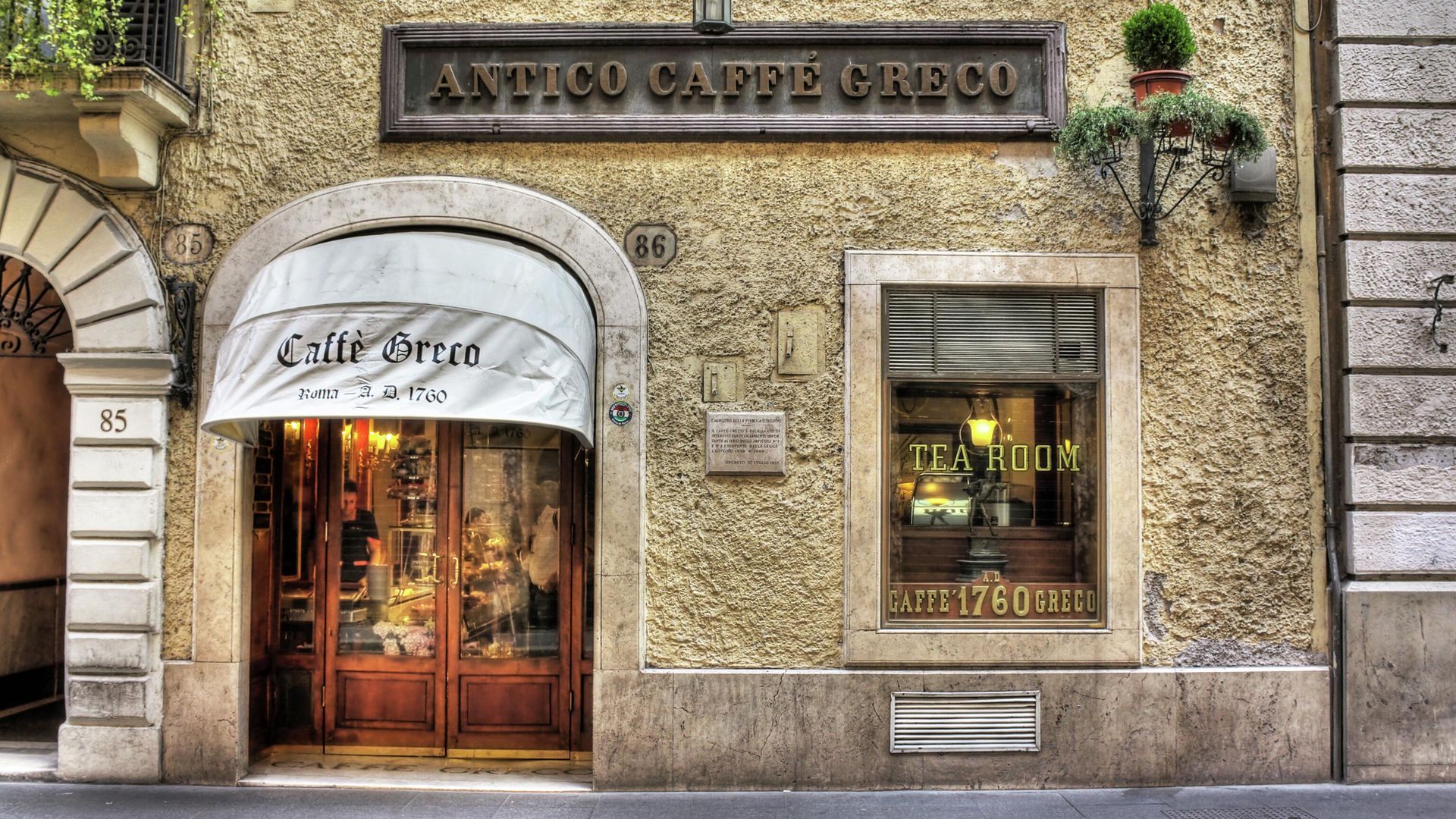 Кафе Antico Caffe Greco в Италии Кафе Antico Caffe Greco в Италии - РИА Новости, 1920, 10.10.2025