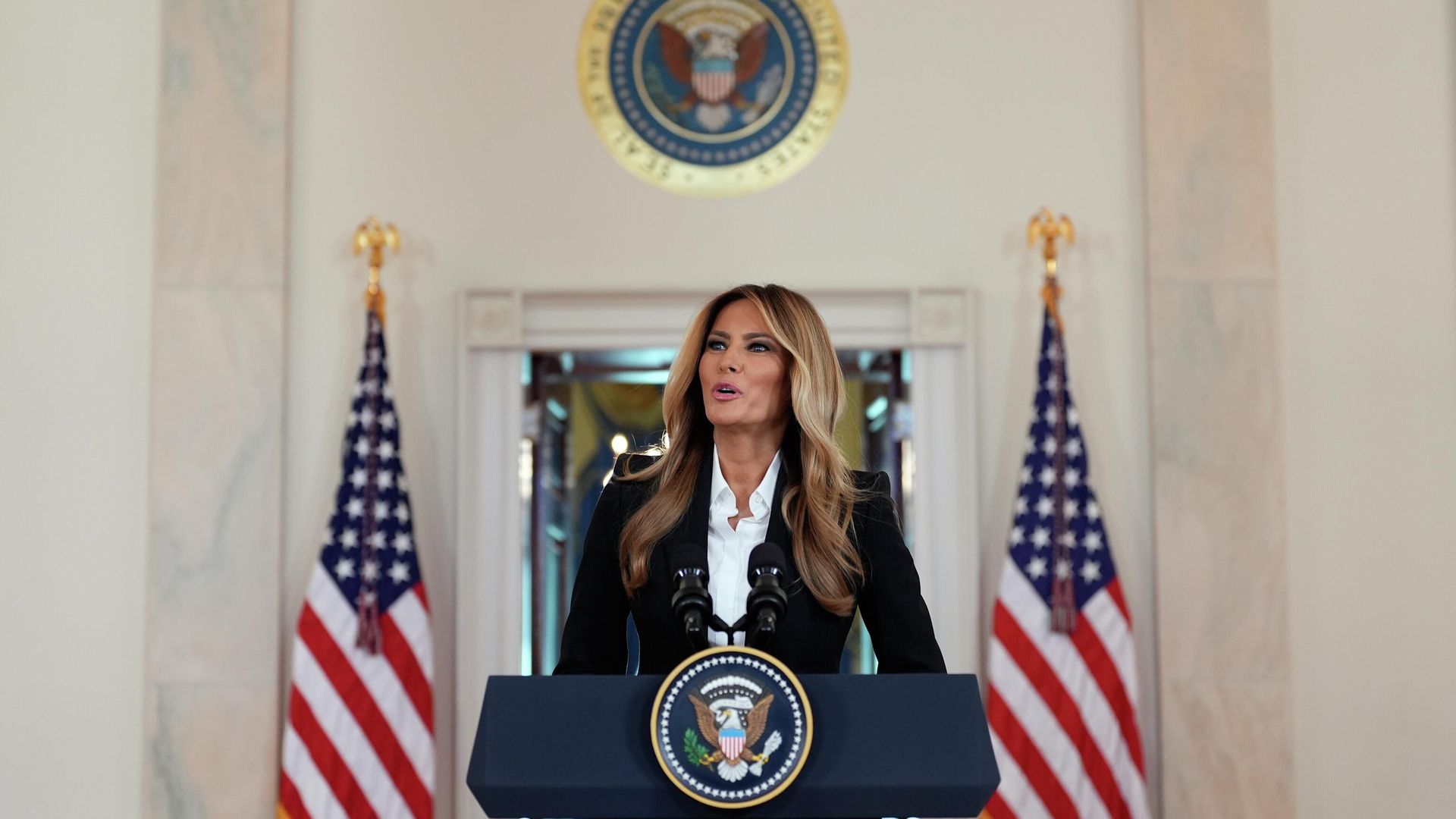 Меланья Трамп во время выступления в Белом доме Меланья Трамп во время выступления в Белом доме - РИА Новости, 1920, 10.10.2025