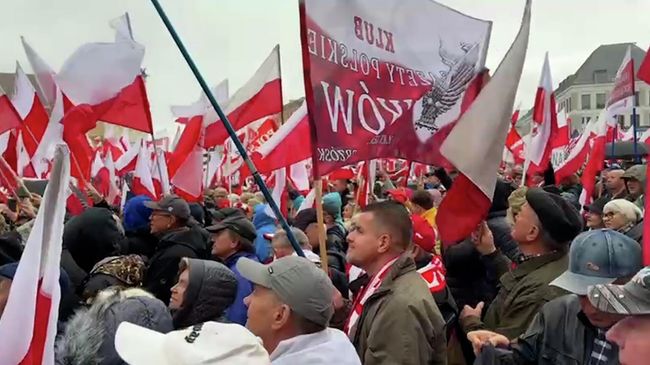 Крупная акция протеста польской оппозиции в Варшаве
