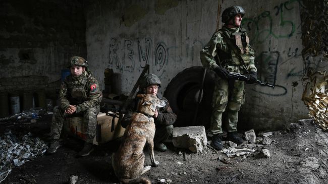Военнослужащие ВС РФ в зоне проведения СВО