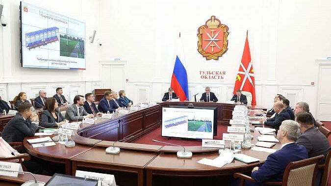 Губернатор Тульской области Дмитрий Миляев на еженедельном оперативном совещании - РИА Новости, 1920, 13.10.2025