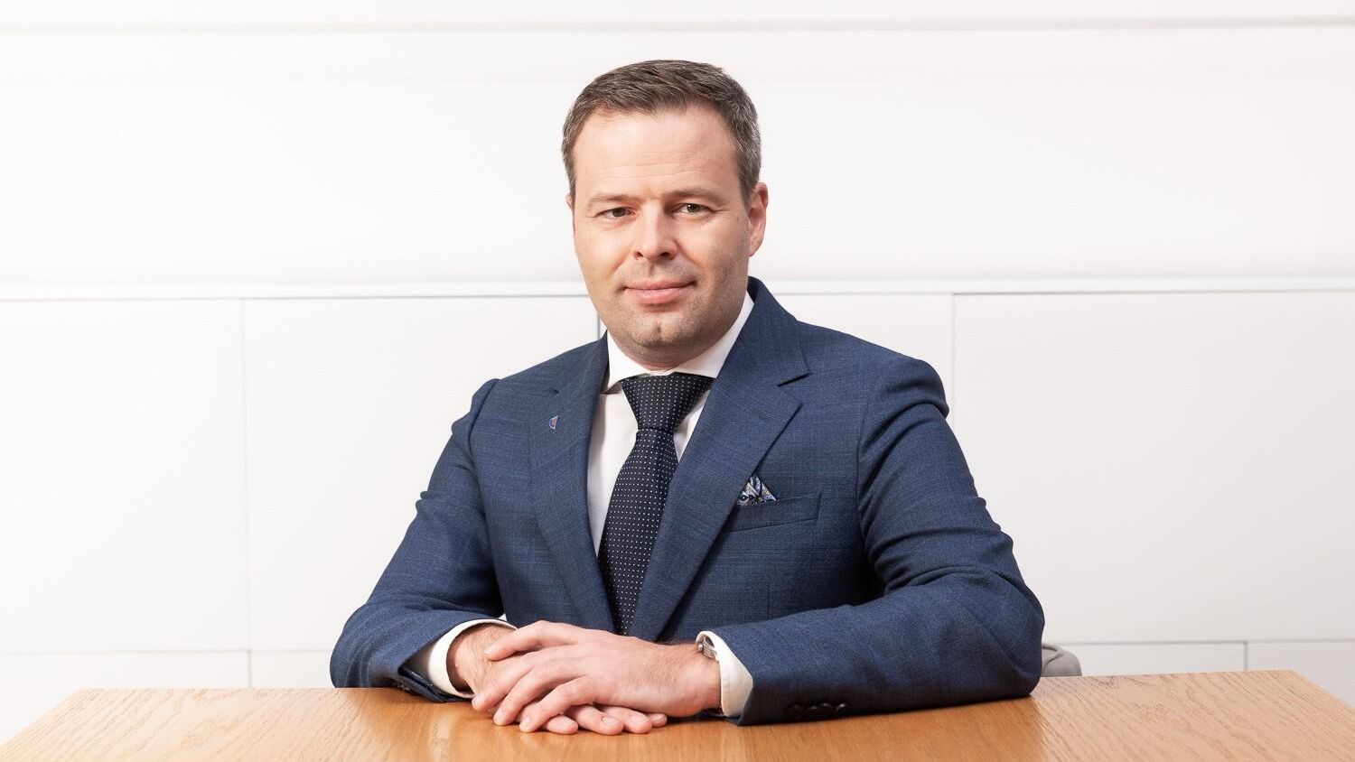 Генеральный директор компании Артселленс Илья Бардин-Денисов Генеральный директор компании Артселленс Илья Бардин-Денисов - РИА Новости, 1920, 14.10.2025