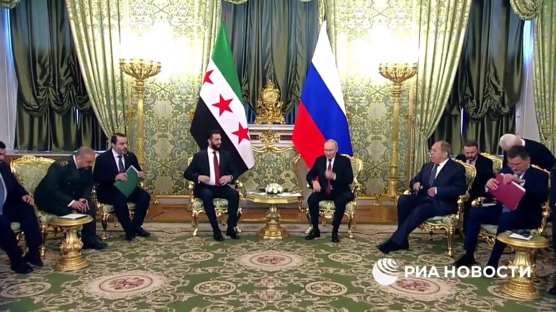 Путин: отношения между Сирией и Россией всегда носили исключительно дружеский характер Путин: отношения между Сирией и Россией всегда носили исключительно дружеский характер - РИА Новости, 1920, 15.10.2025
