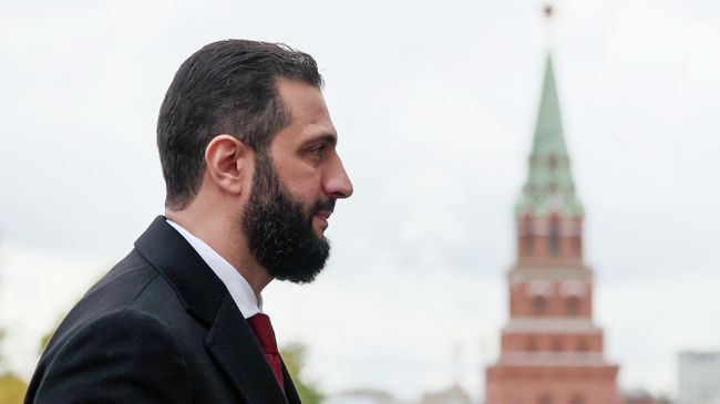 Президент Сирии Ахмед аш-Шараа прибыл в Кремль на встречу с президентом РФ Владимиром Путиным