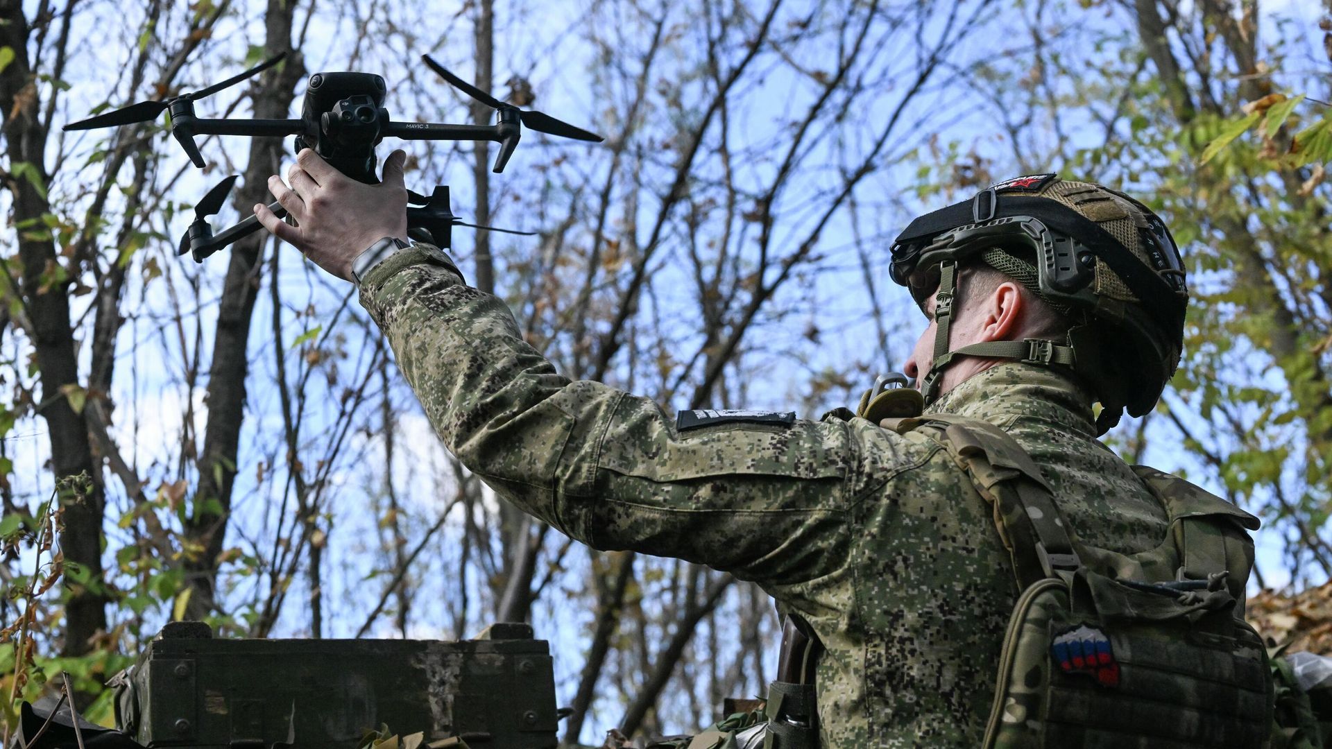 Боевая работа расчета БПЛА в зоне СВО Боевая работа расчета БПЛА в зоне СВО - РИА Новости, 1920, 24.08.2026