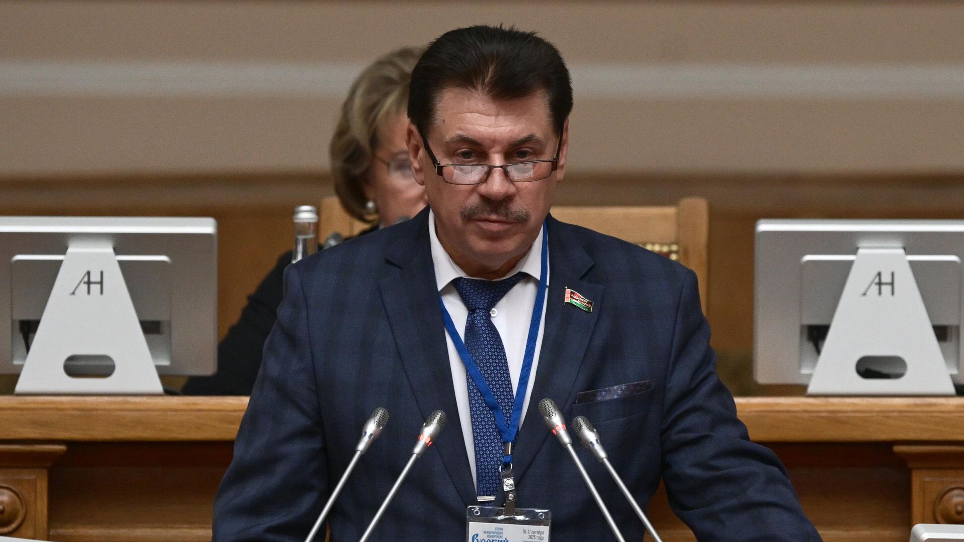 Заместитель председателя Комиссии Парламентского Собрания по науке и образованию Михаил Мирончик Заместитель председателя Комиссии Парламентского Собрания по науке и образованию Михаил Мирончик - РИА Новости, 1920, 16.10.2025