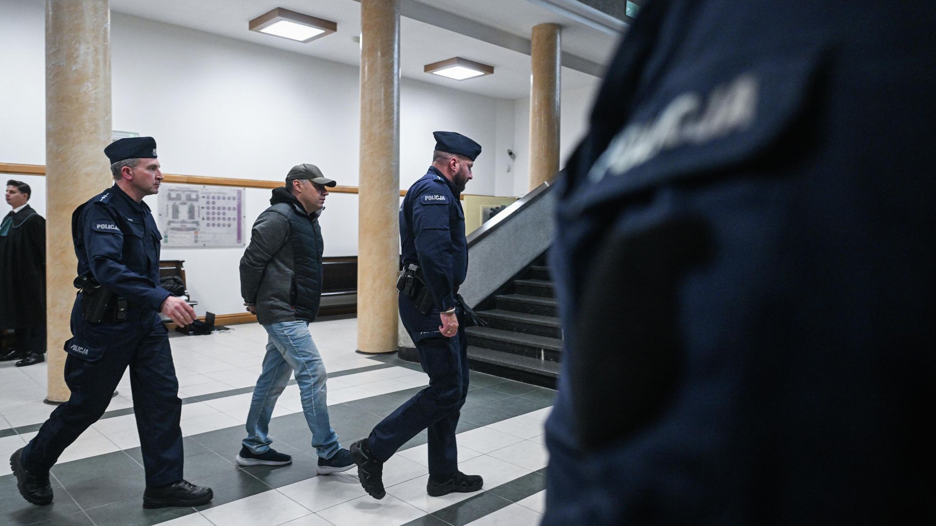 Владимир Журавлев, подозреваемый в теракте на Северном потоке, в Варшавском суде Владимир Журавлев, подозреваемый в теракте на Северном потоке, в Варшавском суде - РИА Новости, 1920, 17.10.2025